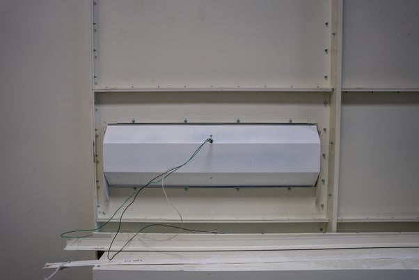 iDEAL, side-down draft paint spray booth, 26' L x 14' W x 9' 3" H, single phase 230 V. - Image 6