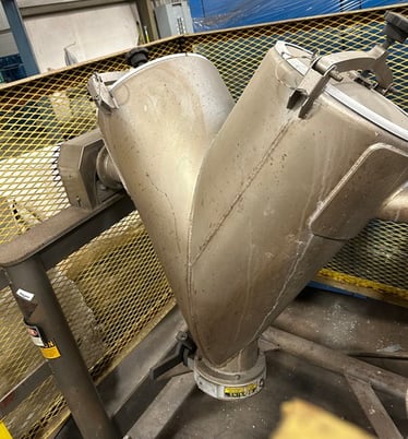 3 cu.ft. Patterson, V-type mixer, Stainless steel - Image 2