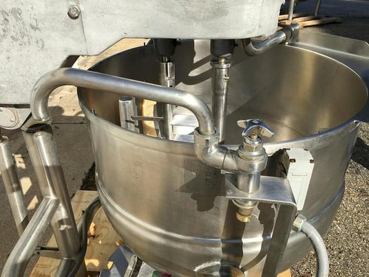 60 gallon Groen #DTA/3-60, tilting agitation & scrape direct steam " cook/chill" kettle - Image 3