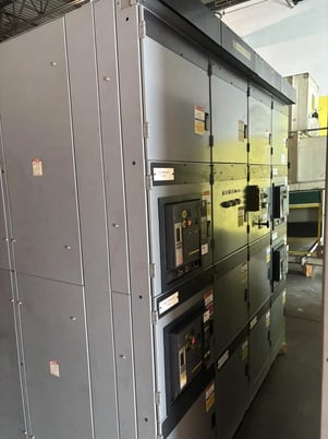 Square D, 1600 Amp, 2200 Volts, 700 Volts, 50 KA Delta Wye Main Breaker, 2006 - Image 7