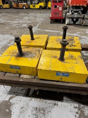 unisorb #pm-201 -300/200-tstc, Level Right Press Mount Cushion, S/N 675900, PM-201 (6.5)-300/200-TSTC - Image 1