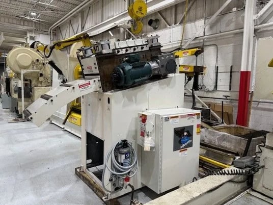 15000 lb. Coe Press Equipment, reel & straightener combo, 18" W stock, 72" OD - Image 3