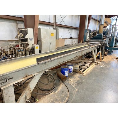 2 4" x 4" Yates American #B-26, top & bottom rough lumber planer, 24" x 4" open capacity - Image 3