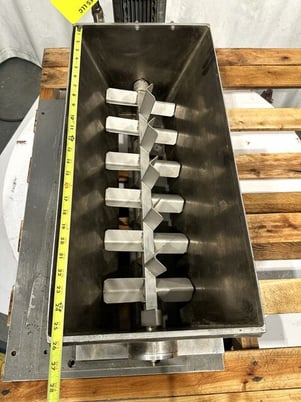 Stainless Steel Jacketed Ingredient Feeder/Lumpbreaker, 25.5" x 12.5" Inlet, 25.5" x 6.5" Outlet, 12" overall - Image 6