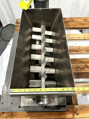 Stainless Steel Jacketed Ingredient Feeder/Lumpbreaker, 25.5" x 12.5" Inlet, 25.5" x 6.5" Outlet, 12" overall - Image 7