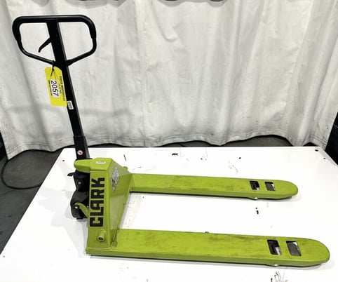 Clark #CJ55, Pallet Jack, 2500 kg Load capacity - Image 1