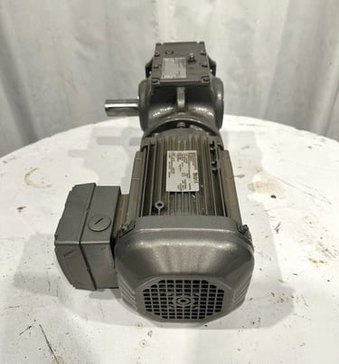 2 HP 300-1800 RPM Sew-Eurodrive #S67-DRN90L4, Inverter Duty Motor w/Gear Reducer, 20.37:1 Ratio, 3 Phase, 60 - Image 4