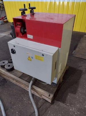 2-3/8" x 2-3/8" x 1/4" Simasv #CHV3360-NC, hydraulic angle bending rolls, 7" roll diameter, 10 RPM, 2001 - Image 8