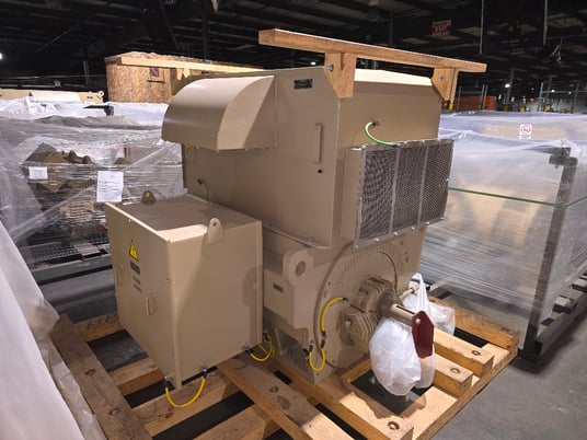 500 HP 3600 RPM General Electric, Frame 5808/9/10S, weather protected enclosure type 2, Renk sleeve, VFD - Image 4