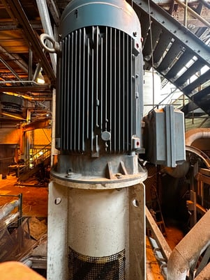 250 kW HP 1789 RPM ABB, Frame SL25362-1, TEFC, 460 Volts - Image 2