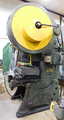 70 Ton, Federal #6, OBI press, 5" stroke, 13.5" throat, 13" die space, 3" ram, 45 SPM, air clutch & brake - Image 2