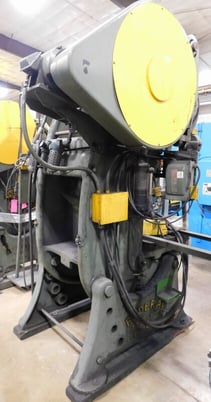 70 Ton, Federal #6, OBI press, 5" stroke, 13.5" throat, 13" die space, 3" ram, 45 SPM, air clutch & brake - Image 5