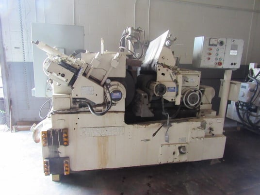 Cincinnati No. 3-500, centerless grinder, 6" diameter work capacity, 47.25" thru-feed work rest Blade, 24" - Image 1