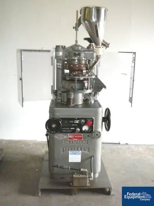 6.5 Ton Manesty #Betapress, Rotary Tablet Press, 16-Station, 90k TPH, 5/8" max tablet diameter, 11/16" max - Image 2