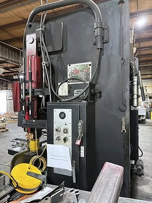95 Ton, Betenbender #8-95T, hydraulic press, 8' OA, 78" BH, 6" stroke, misc tooling, 2013 - Image 3