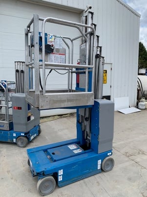 350 lb. Genie Industries #GR-20 Runabout, scissor lift, electric, 20' platform height, 2013 - Image 4