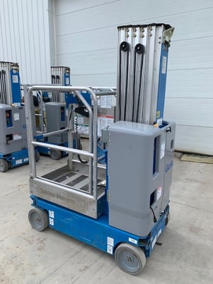 350 lb. Genie Industries #GR-20 Runabout, scissor lift, electric, 20' platform height, 2013 - Image 9