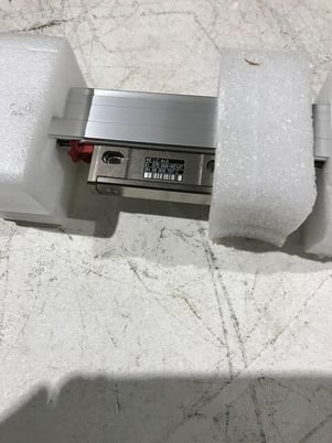 Heidenhain #AELC4x3, linear guide, new in box - Image 3