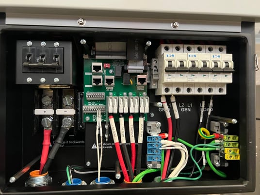 11170 Watt SolarSet #16-OGS-11.17-20.4-1-F, 16 panel, premium off grid solar system, 240 Volts, new - Image 3