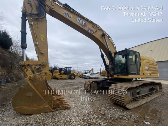Caterpillar 352, Crawler Excavator, 3590 hours, S/N: KXH10306, 2023 - Image 2