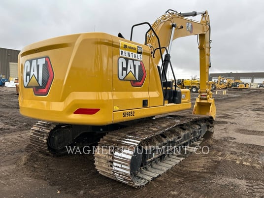 Caterpillar 323, Crawler Excavator, 242 hours, S/N: NDL40119, 2024 - Image 3
