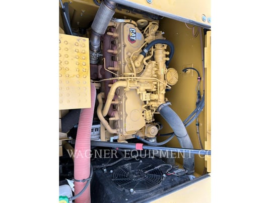 Caterpillar 323, Crawler Excavator, 242 hours, S/N: NDL40119, 2024 - Image 7