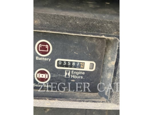 Case/New Holland 1840, Skid Steer Loader, 3587 hours, S/N: JAF0186988, 1996 - Image 5