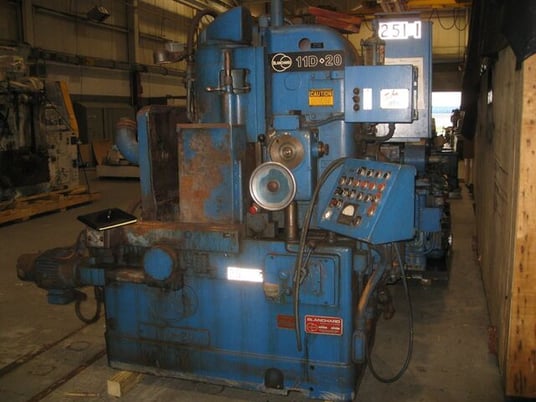 Blanchard #11D-20, rotary surface grinder, 20" diameter x 11" H Range, 16" chuck, 15 HP, 1500 RPM, 1981 - Image 3