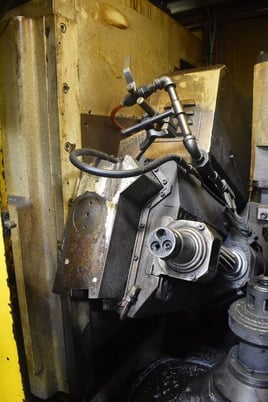 Pfauter #PE-150, gear hobber, 1994 - Image 4