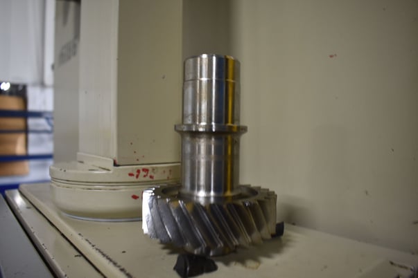 Pfauter #PE-150, gear hobber, 1994 - Image 10