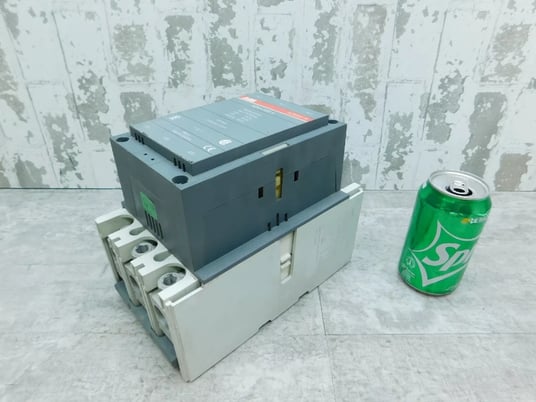 ABB Non-Reversing Contactor #A260N5-30, 3 Pole, 270 Amps, NEMA Size 5, Used - Image 1