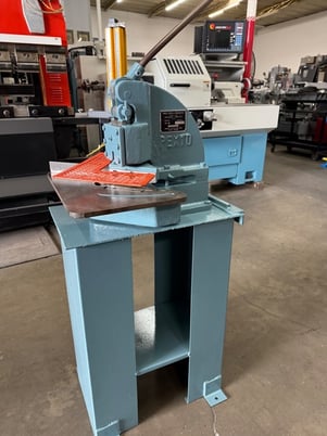 16 gauge x 6" x 6" Pexto #PS-66, Hand Corner Notcher, stand mount - Image 2