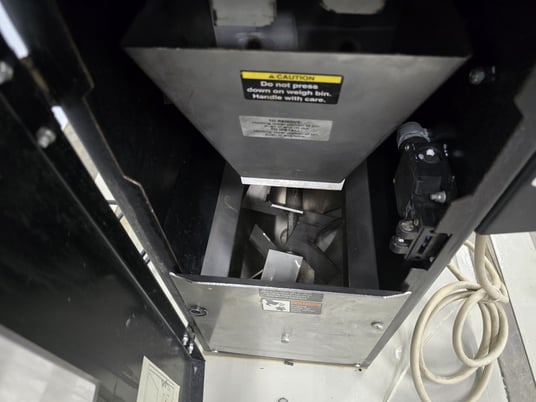 Conair #TB-100, 4 component gravimetric blender, 400 lb/hr - Image 2