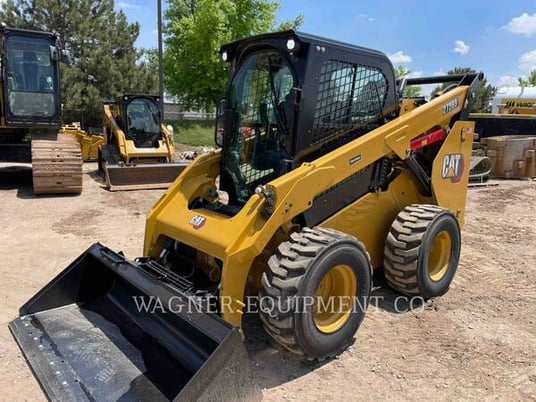 Cat 272D3, Skid Steer Loader, 277 hours, S/N: TP900195, 2022 - Image 1