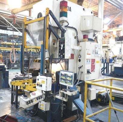 88 Ton, Aida, gap frame press, 3.93" stroke, 11.8" Shut Height, 3.14" adjustment, 55-110 SPM, 10 HP - Image 5