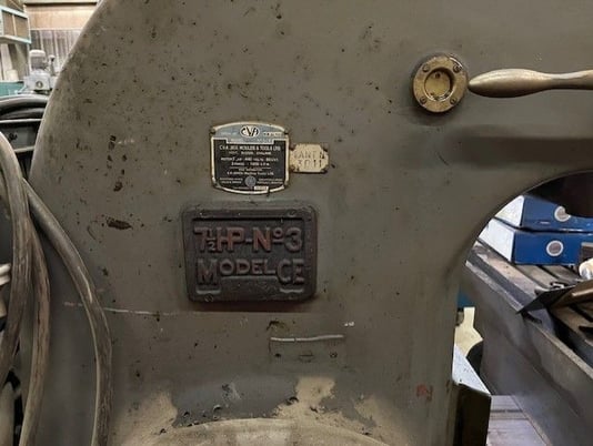 Kearney & Trecker #CE, universal mill, 8" x 41" table, 25-1300 RPM, BT50 spindle, 7.5 HP - Image 3