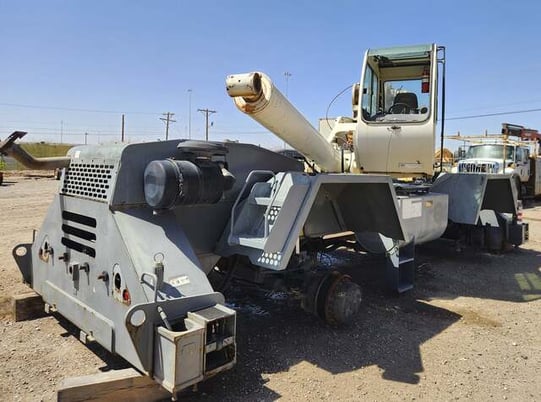 Terex #RT555, rough terrain crane, Cummins QSB6.7 engine, Braden hydraulic pump, 2008 - Image 1