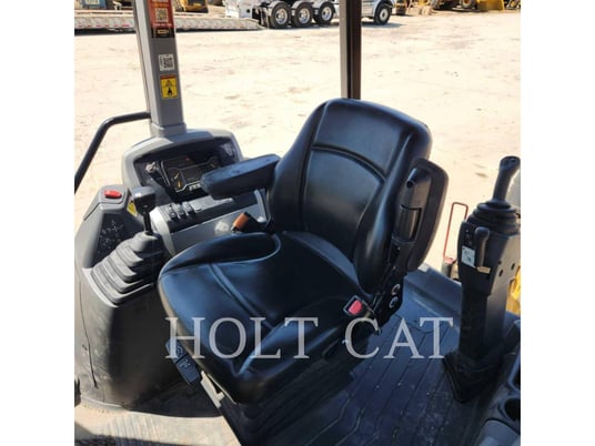 Cat 420 IT4S, Backhoe Loader, 853 hours, S/N: H8T03493, 2023 - Image 7