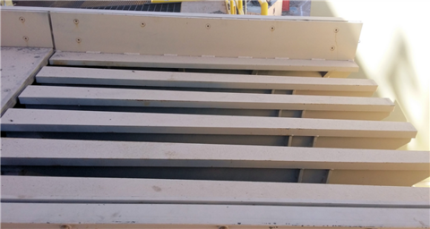 60" wide x 30' long, HR International #3C-229, vibratory grizzly feeder, 100 HP - Image 5