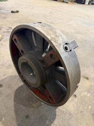 19" 4-jaw Lathe Chuck - Image 4