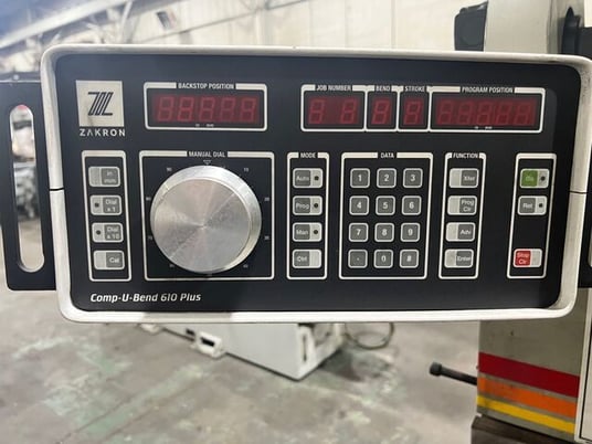 130 Ton, Accurpress #713010, Hydraulic CNC Press Brake, 10' overall, 100" between housing, powered adj, 8" - Image 3