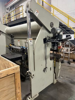 130 Ton, Accurpress #713010, Hydraulic CNC Press Brake, 10' overall, 100" between housing, powered adj, 8" - Image 5