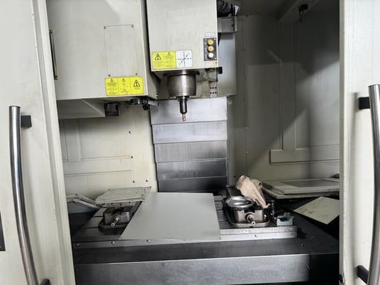 Bridgeport #GX-100-OSP, 3-Axis CNC vertical machining center, 30 automatic tool changer, 40" X, 21.3" Y - Image 2