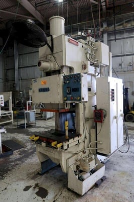 60 Ton, Niagara #E60, OBI press, 6" stroke, 18" Shut Height, 3" ram adj., 32" x21"bed, 90 SPM, air clutch & - Image 1