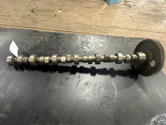Caterpillar #C7, camshaft, for industrial engine service prefix JTF, new surplus, unused, 2021 - Image 3