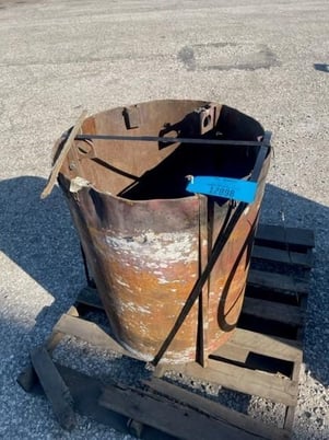 26" x 32" Ladle lining form - Image 1