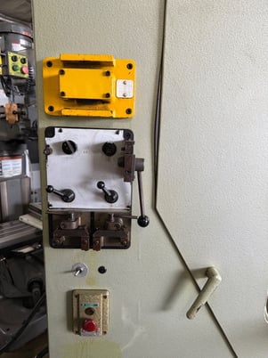 Kalamazoo #Startrite-20-R-10, vertical band saw, 20" throat, 10" under guide, 3/4" blade, 1.5 HP, variable - Image 2