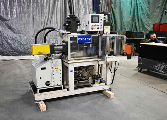 1-1/2" Comco #KE-40-2, end former, Control panel, pneumatic clamp cylinder, 2013 - Image 2