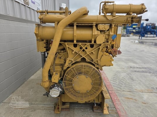 1750 KW Caterpillar, diesel generator set, 3-phase, 960 hours, 2520 HP 3516 engine - Image 6