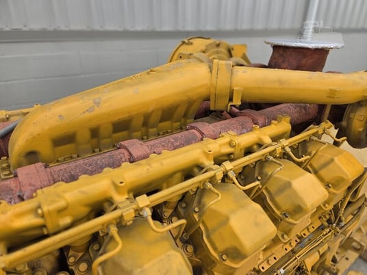 1750 KW Caterpillar, diesel generator set, 3-phase, 960 hours, 2520 HP 3516 engine - Image 9